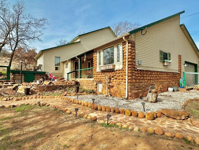 Foto del edificio - Rustic Charm