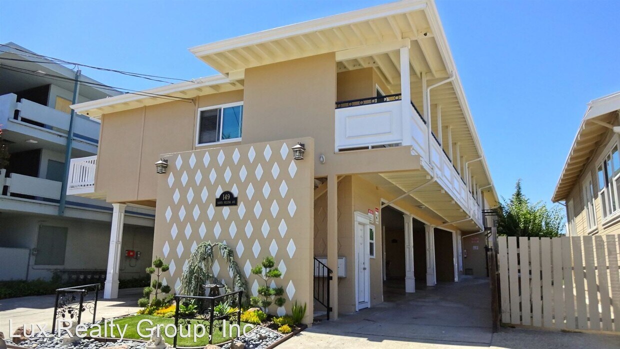Primary Photo - 149 Santa Helena Ave