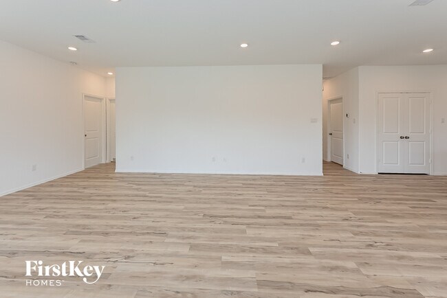 Building Photo - 5218 Eagleton Dr