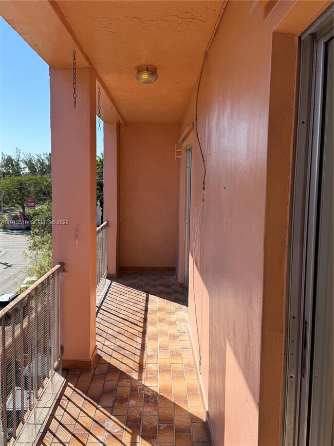 Foto del edificio - 440 E 23rd St