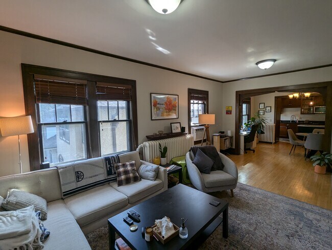 Foto del edificio - 3332 Colfax Ave S
