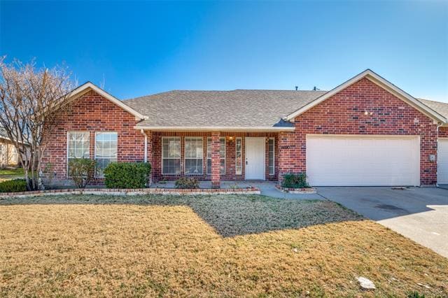 Primary Photo - 8688-8690-8690 Holly St