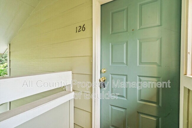 Foto del edificio - 7933 Countryside Dr