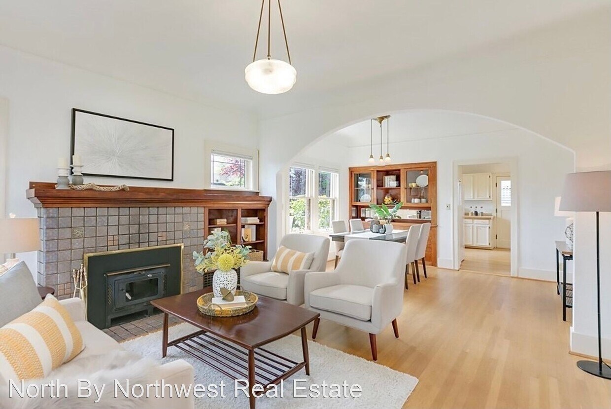 Foto del edificio - 3 br, 2 bath House - 611 W Crockett