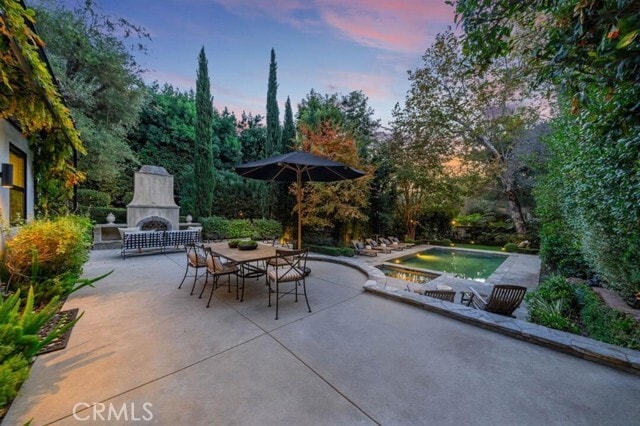 Foto del edificio - 760 S San Rafael Ave