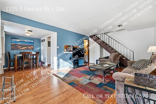 Building Photo - 1225 S Oneida St