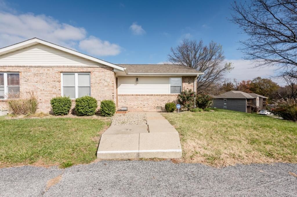 Foto principal - 71 Hillside Ln