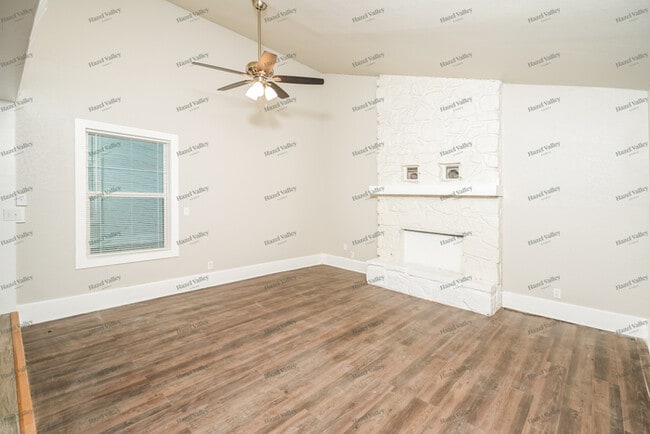 Building Photo - 13808 E 32nd Pl