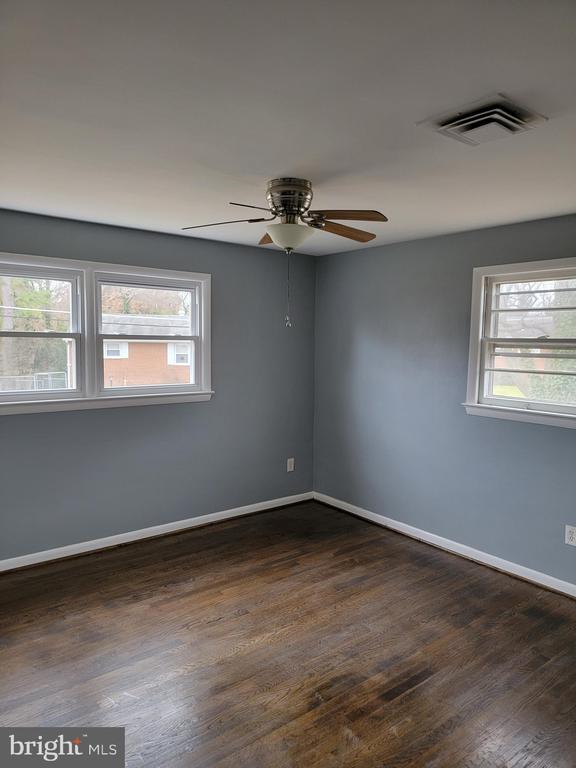 Building Photo - 5708 Hartwell St