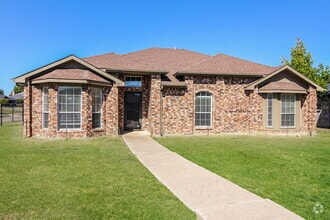 Building Photo - 1801 Seminole Trail