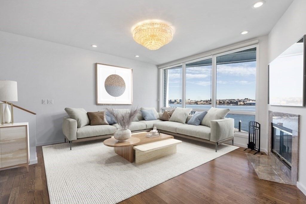 Primary Photo - 17 Constellation Wharf