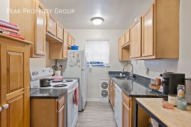 Foto del edificio - 3426 Telford St