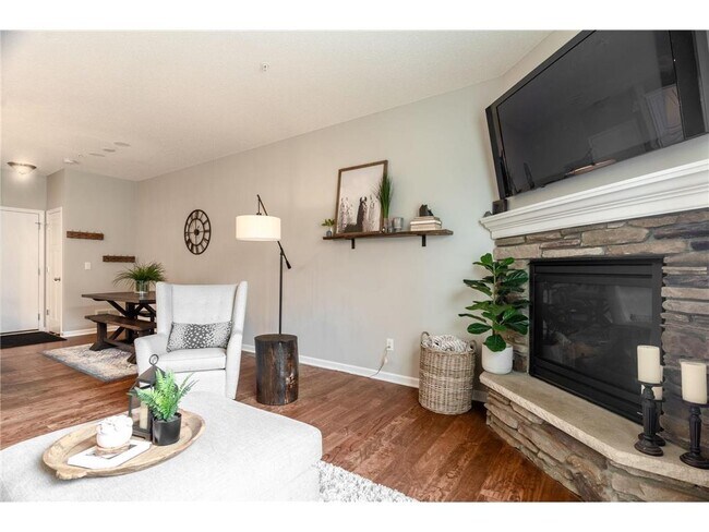 Building Photo - 7788 Madelyn Creek Dr