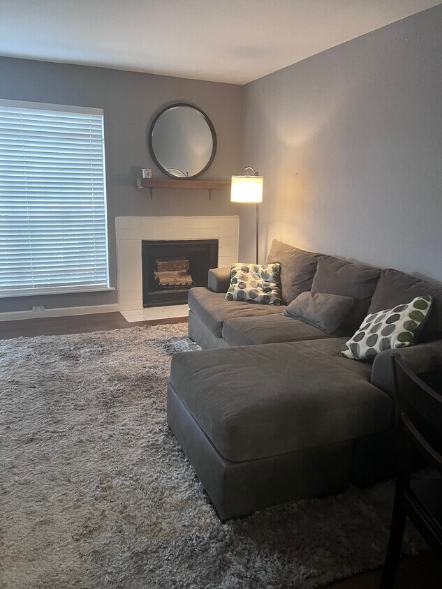 Foto principal - 10001 Westpark Dr