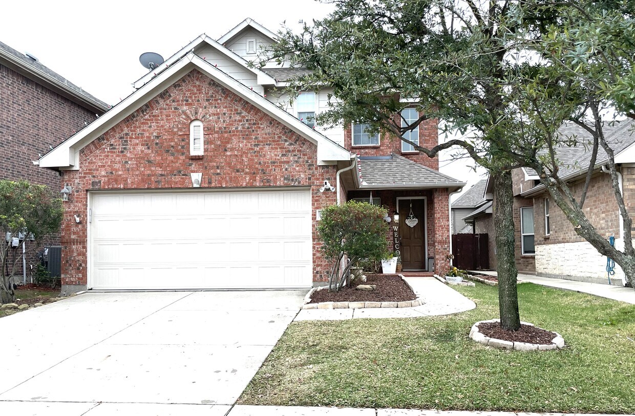 Primary Photo - 15920 Alvarado Dr
