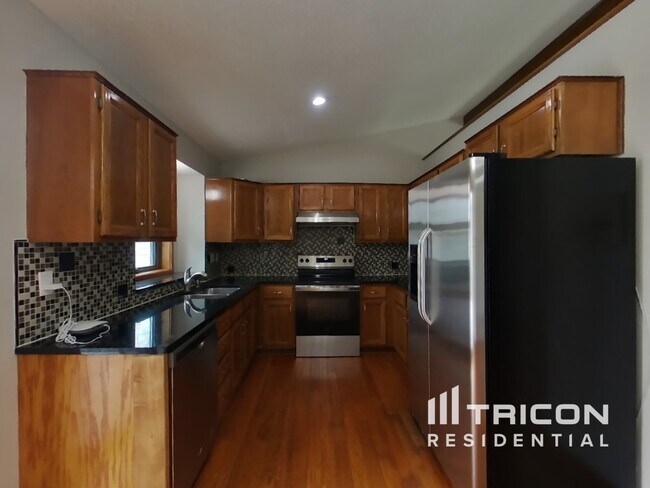 Foto del edificio - 13078 Glenhurst Ave