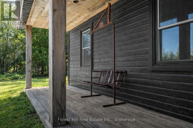 Building Photo - 569300 Side Rd 6