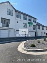 Building Photo - 1335 1590 N