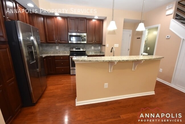 Building Photo - 1202 Chadwell Ct