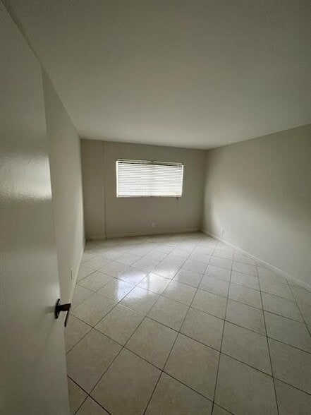 Foto del edificio - 540 SE 2nd Ave
