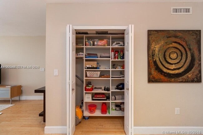 Foto del edificio - 1140 99th St