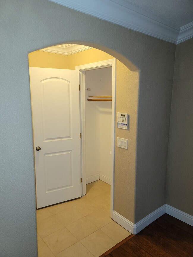 Foto del edificio - 4916 Harrison St