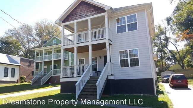 Foto del edificio - 3 br, 2.5 bath House - 1808 Lakewood Avenue