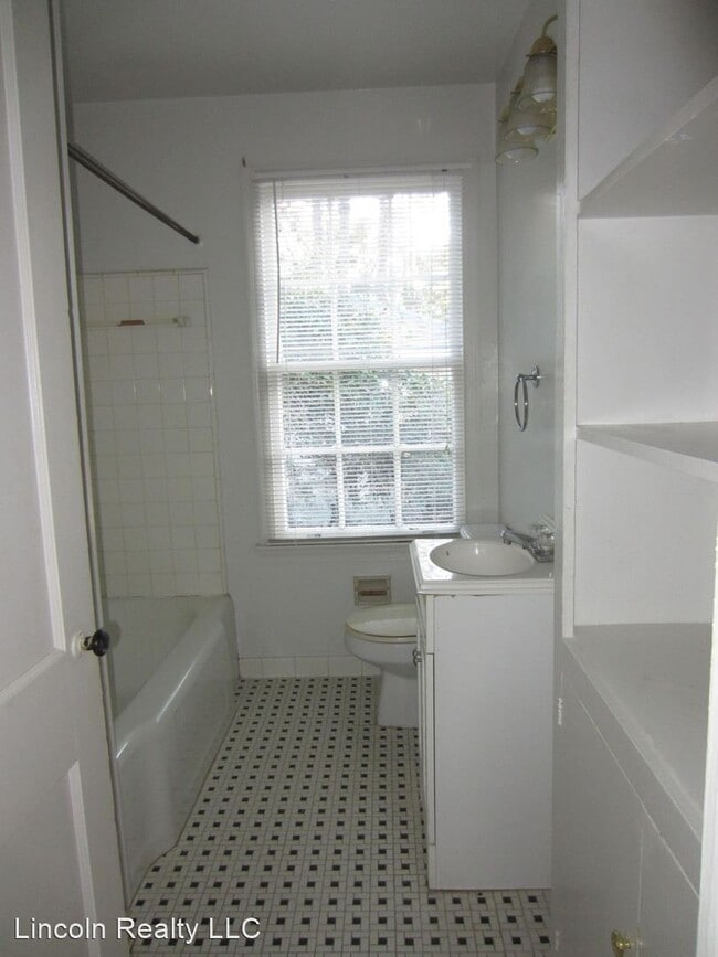 Building Photo - 3 br, 2 bath House - 810 Cherokee Ave *