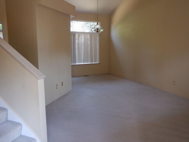 Foto del edificio - 5610 Mt Baker St SE