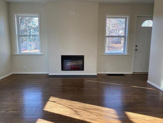 Foto del edificio - Fantastic 1bd/2ba home! Coming soon!