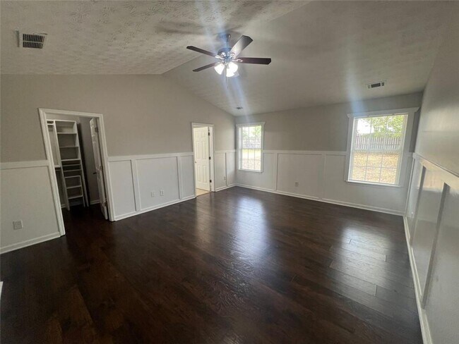 Foto del edificio - 1034 Brighton Cove Trail