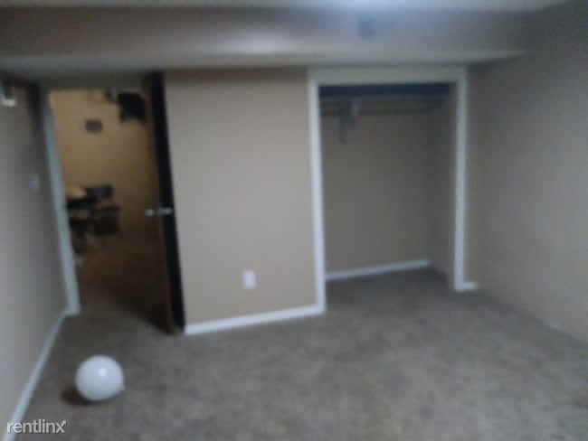 Building Photo - 350 MO-350
