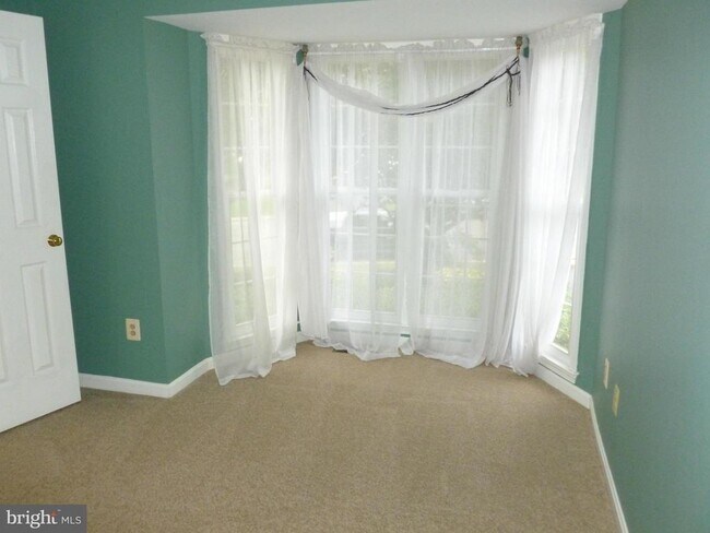 Building Photo - 8614 Oak Chase Cir