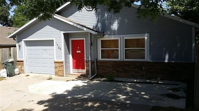 Building Photo - 1724 Garland Ave