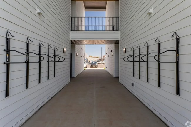 Interior Photo - The Crossings at East Cherry