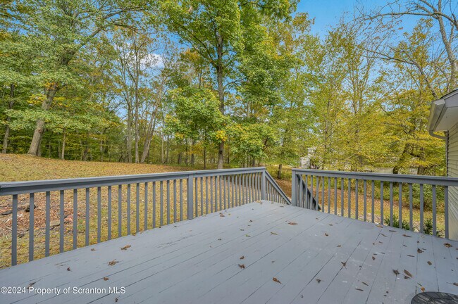 Foto del edificio - 315 Clubhouse Dr