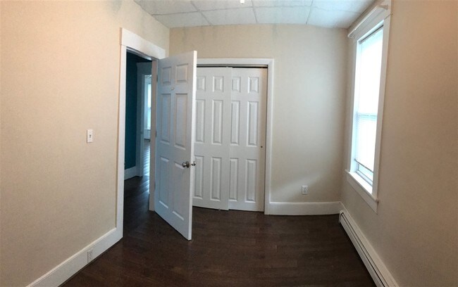 Building Photo - 65 Centre St