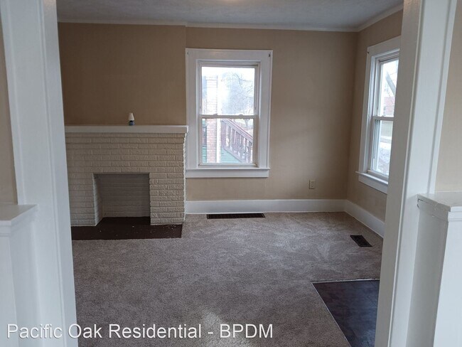 Foto del edificio - 3 br, 1 bath House - 133 W Cuyahoga Falls Ave