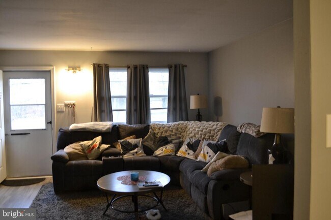 Foto del edificio - 337 Cottage Ave