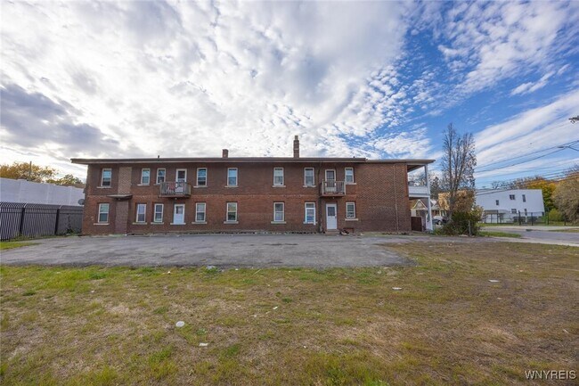 Foto del edificio - 2253 Niagara St