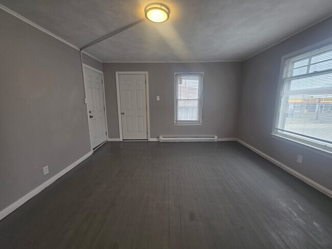 Building Photo - 800 North St