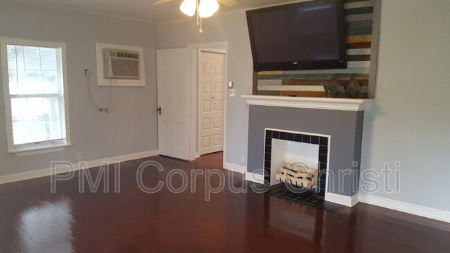 Building Photo - 325 S Morningside Dr