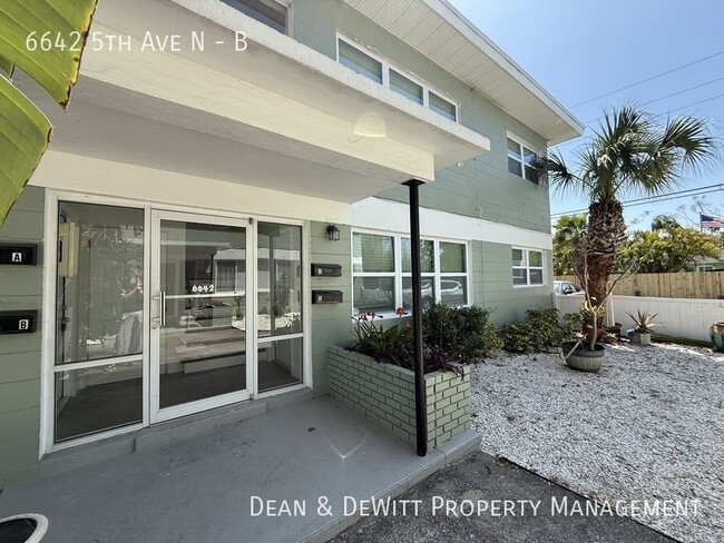 Foto del edificio - 6642 5th Ave N