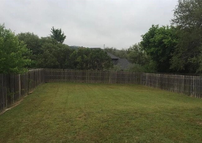 Building Photo - 426 Sailmaster St