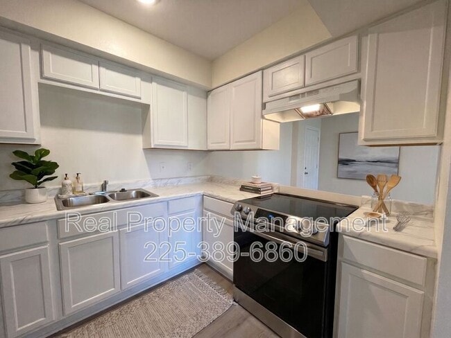 Photo - 7743 Bles Ave. Apartment