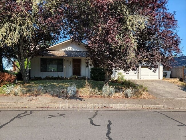 Building Photo - 3947 NW Tamarack Dr