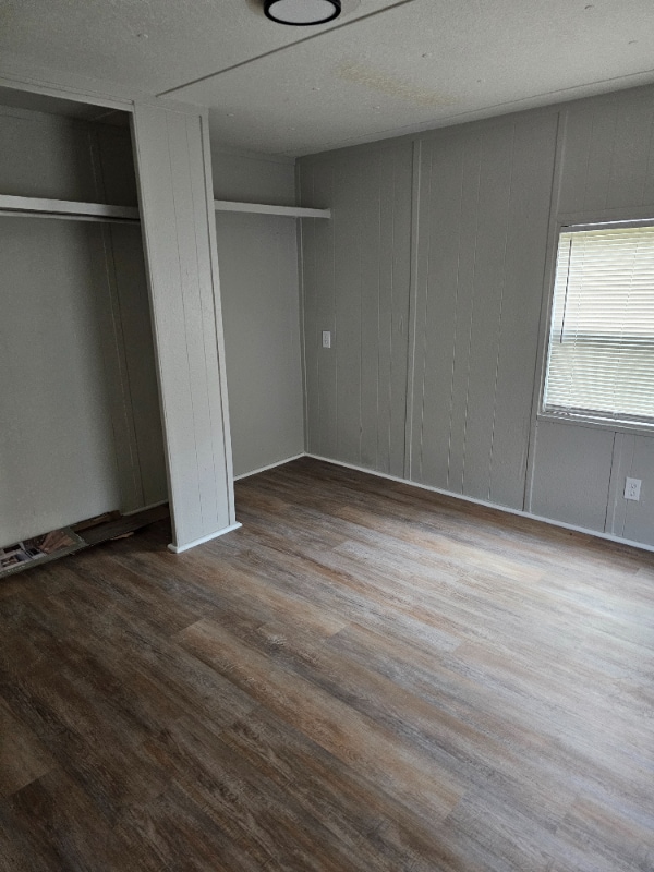 Building Photo - 157 SW Shady Ln