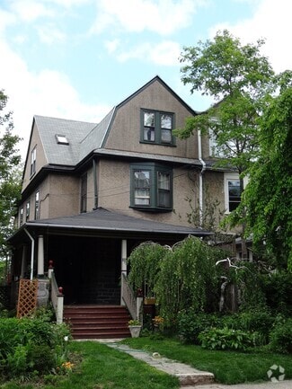 Building Photo - 18 Elliott Ave
