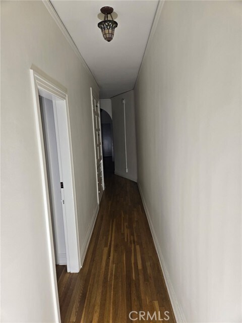 Foto del edificio - 1731 Winona Blvd