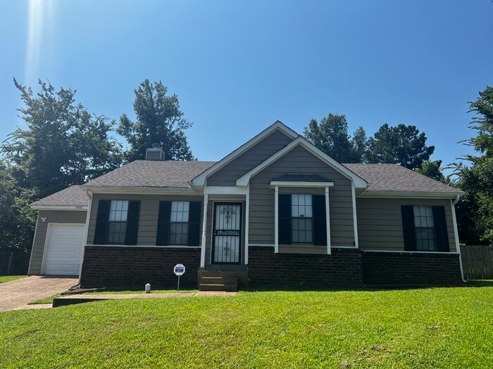 Primary Photo - 4301 Brickwood Ln - Available Now!